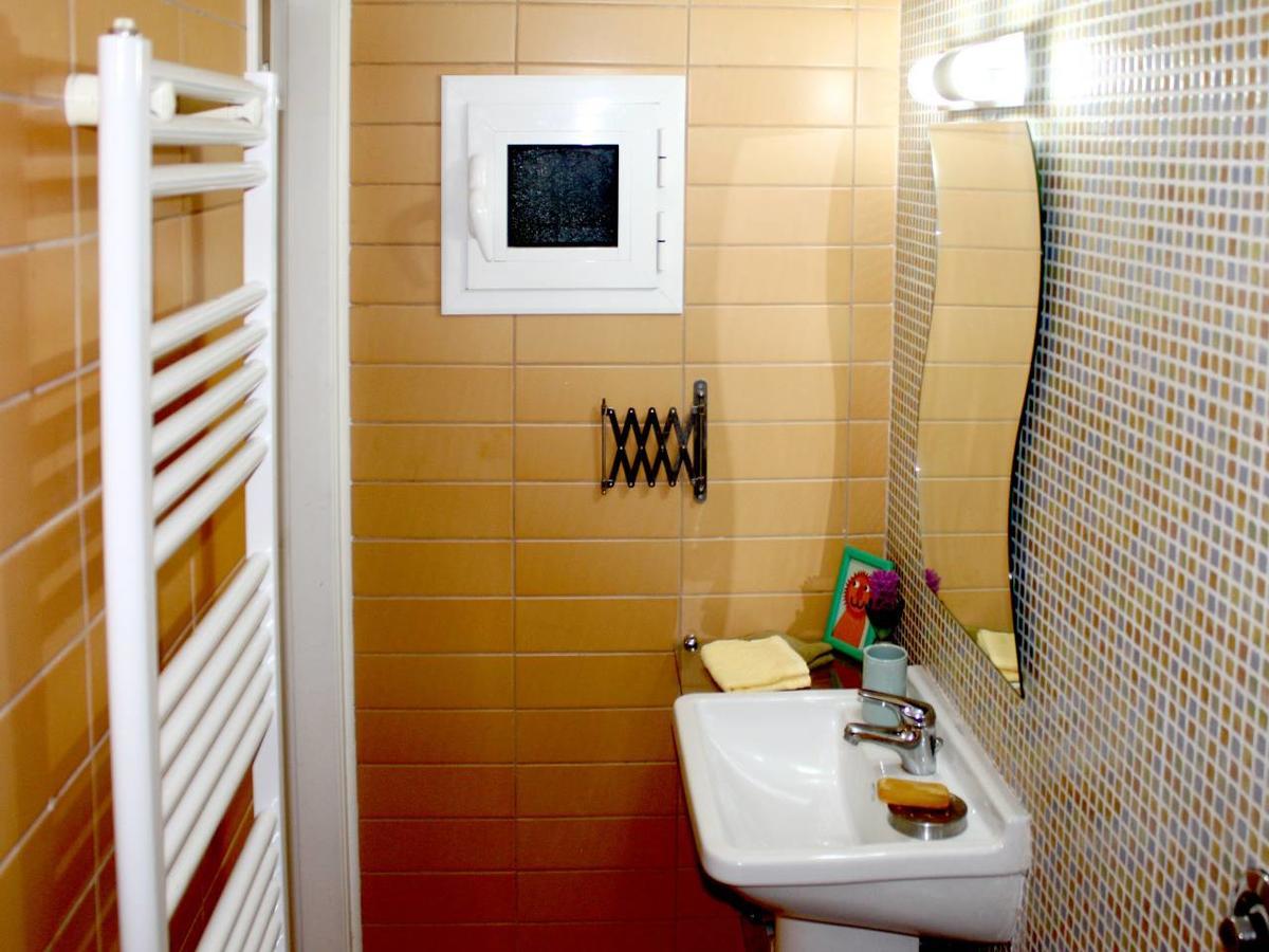 Sweet Stone Apartment In Imittos Atena Exterior foto
