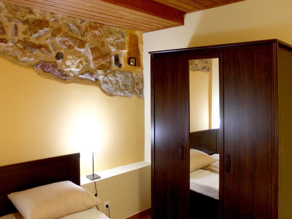 Sweet Stone Apartment In Imittos Atena Exterior foto